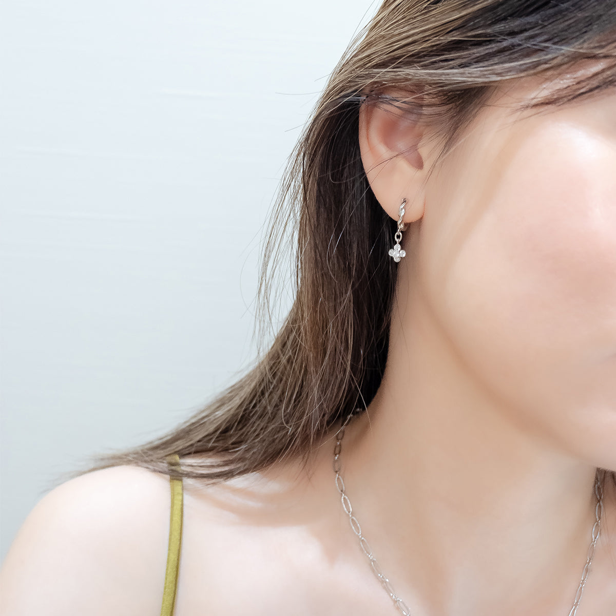 Pretty Little Flowers Earrings